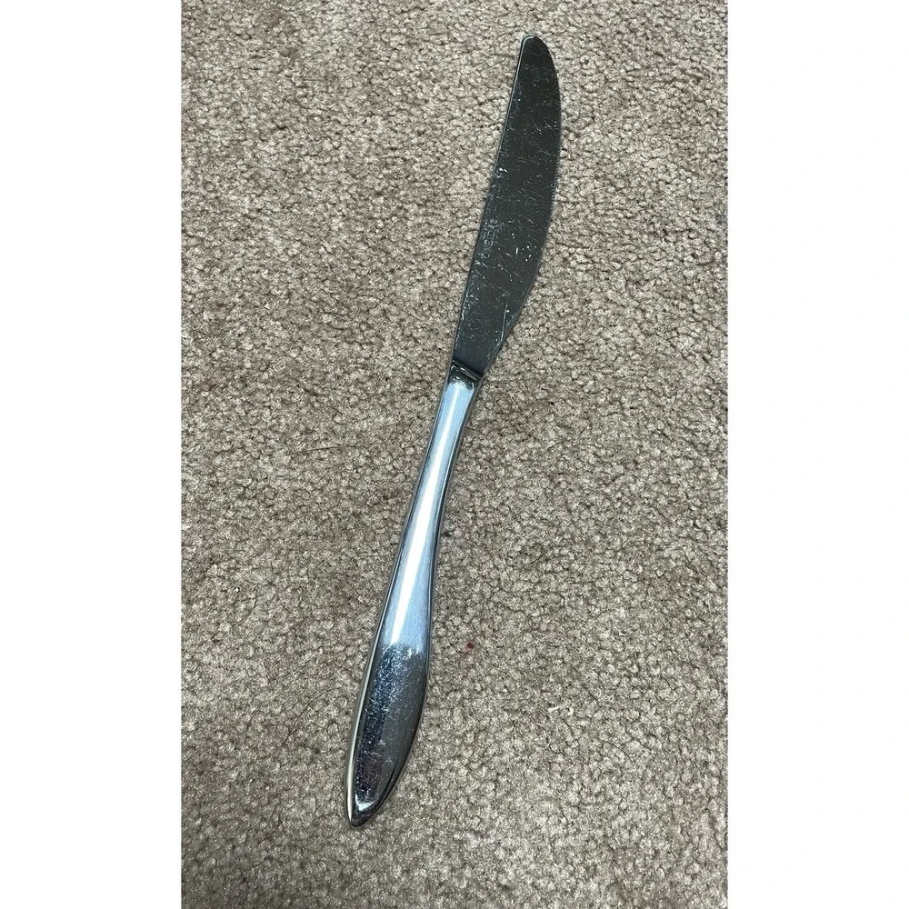 Oneida Stainless Silver‎ Flatwear Dinner Knife